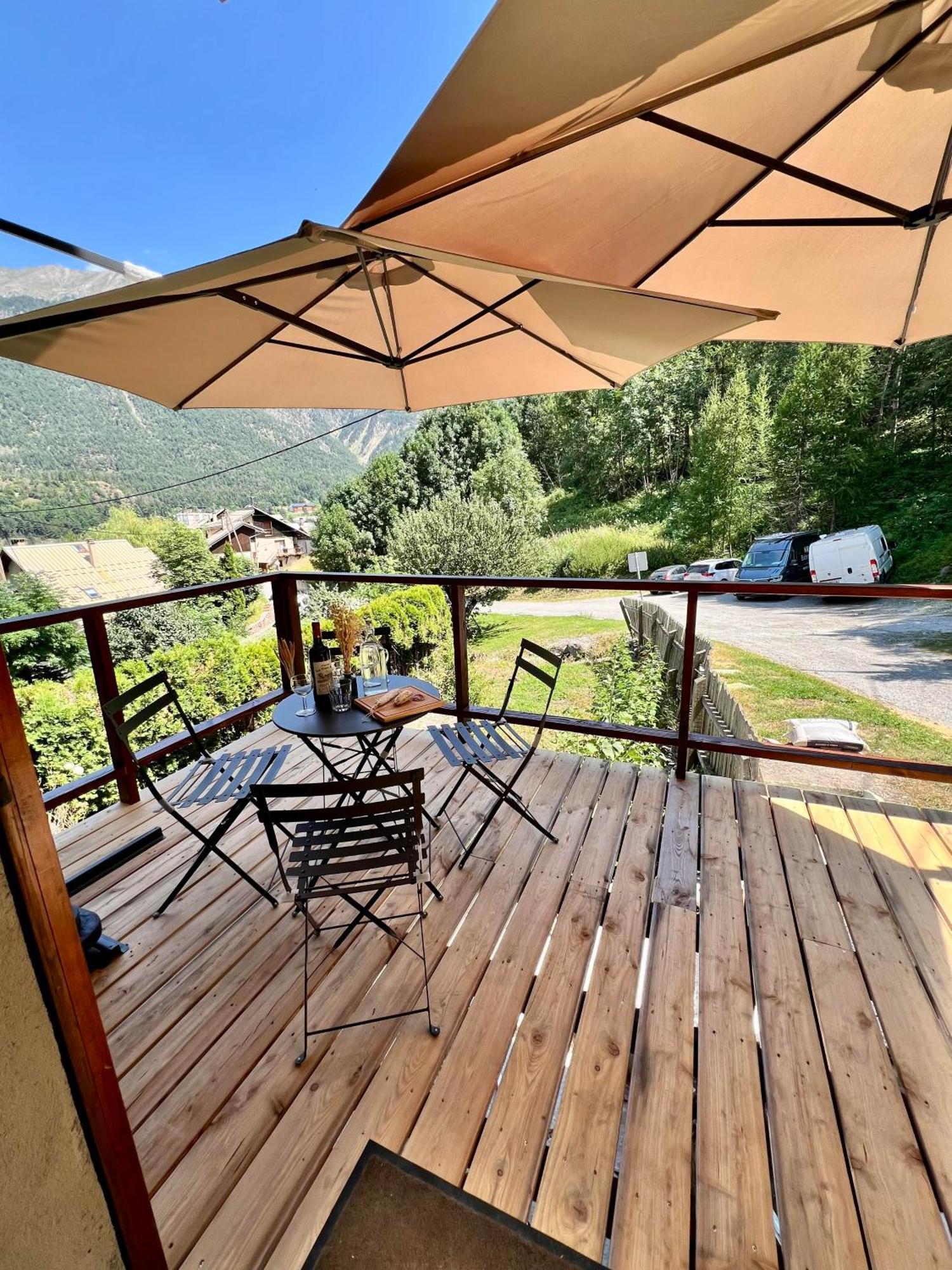 Charmante Maison De Montagne 布里昂松 外观 照片